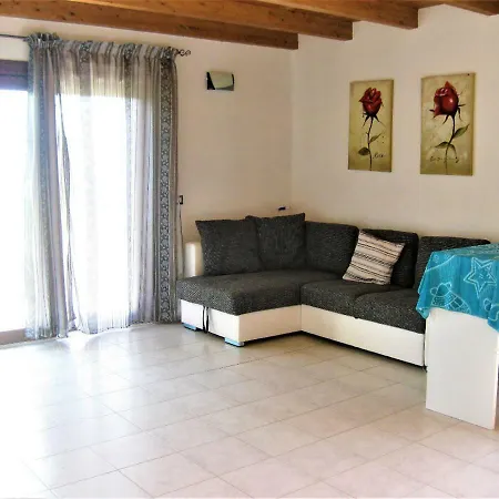 Su Cuile Relax House With Barbecue Tatil Evi *