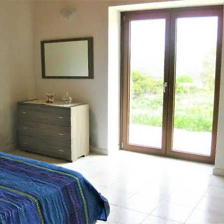 Su Cuile Relax House With Barbecue Casa de Férias *